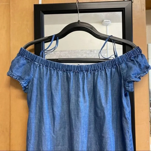 CLOTH & STONE Off The Shoulder Chambray Dress - Picture 3 of 7